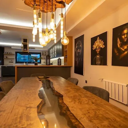 Vilă Tatilde Villam *